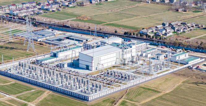 世界首創(chuàng)，交直流混聯(lián)工程用上“智能電力路由器”