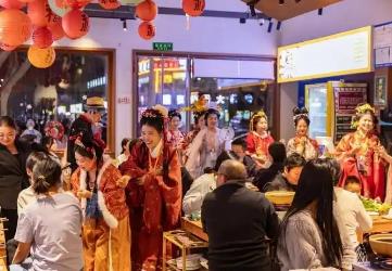 河南春節(jié)消費市場，“爆”了