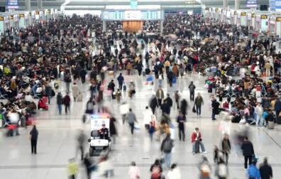 春節(jié)假期全國鐵路累計(jì)發(fā)送旅客1.21億人次