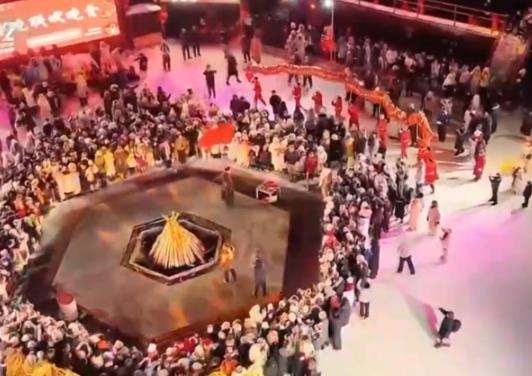 “冰雪游”“鄉(xiāng)村游”“賞花游”、非遺巡游個個都精彩 歡天喜地樂享活力中國年