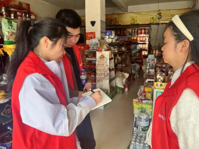 湖北羅田：服務(wù)上門(mén)，政務(wù)無(wú)憂(yōu)