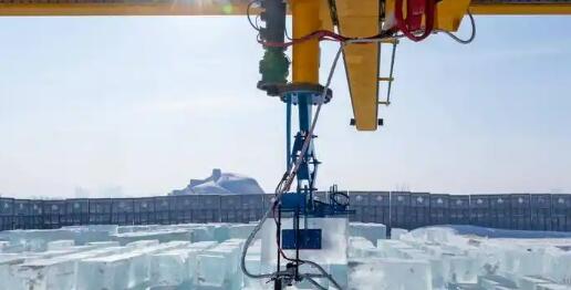 采冰、切冰、搭建，這些活機(jī)器人全包了