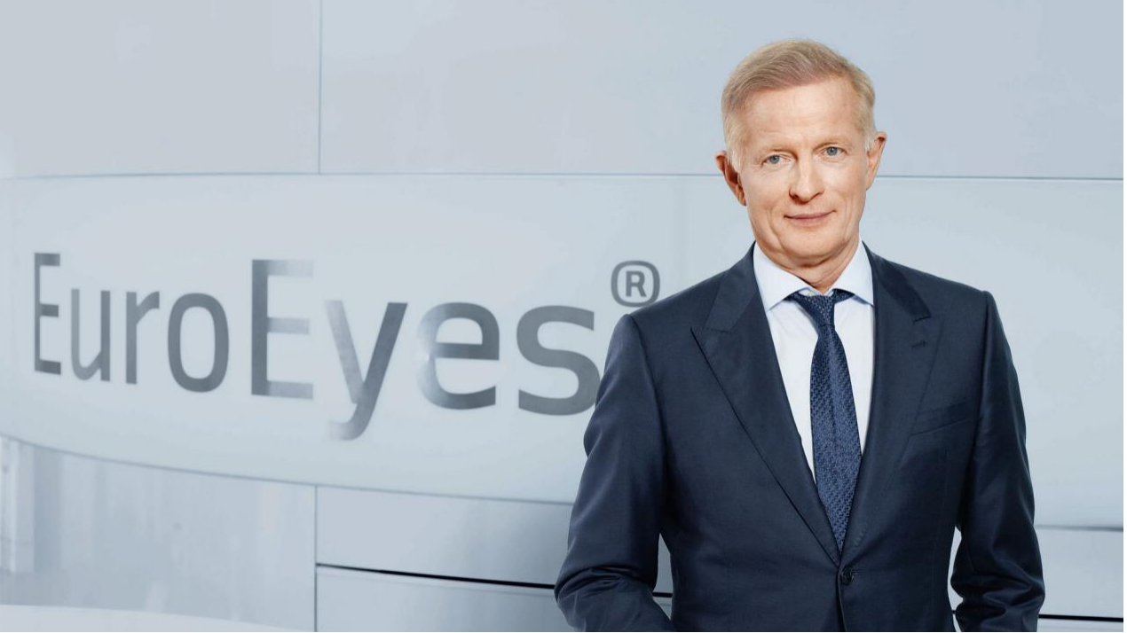 德視佳 “眼科法拉利天團”亮相中國：德國精工眼科，守護生命周期視覺健康