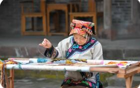 四川為藏羌織繡、道明竹編、自貢彩燈等搭建版權(quán)交易平臺