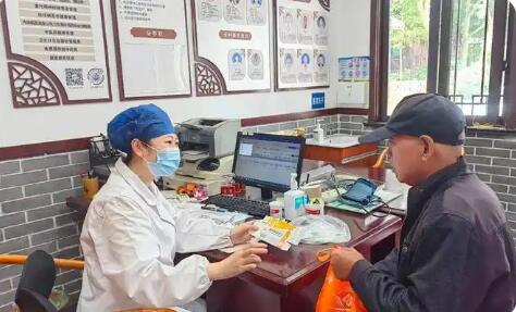 三部門印發(fā)指導意見 14條措施保障群眾“家門口”就醫(yī)