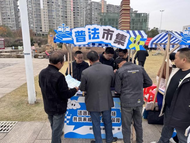 蘄春煙草：3·15普法護(hù)消費(fèi) 打假維權(quán)筑誠(chéng)信