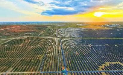 寧夏600萬千瓦采煤沉陷區(qū)光伏基地建成投運
