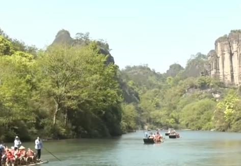 “賞花游”“采摘游”澎湃消費(fèi)市場(chǎng)新活力 “非遺體驗(yàn)+傳統(tǒng)民俗”活動(dòng)點(diǎn)亮假期