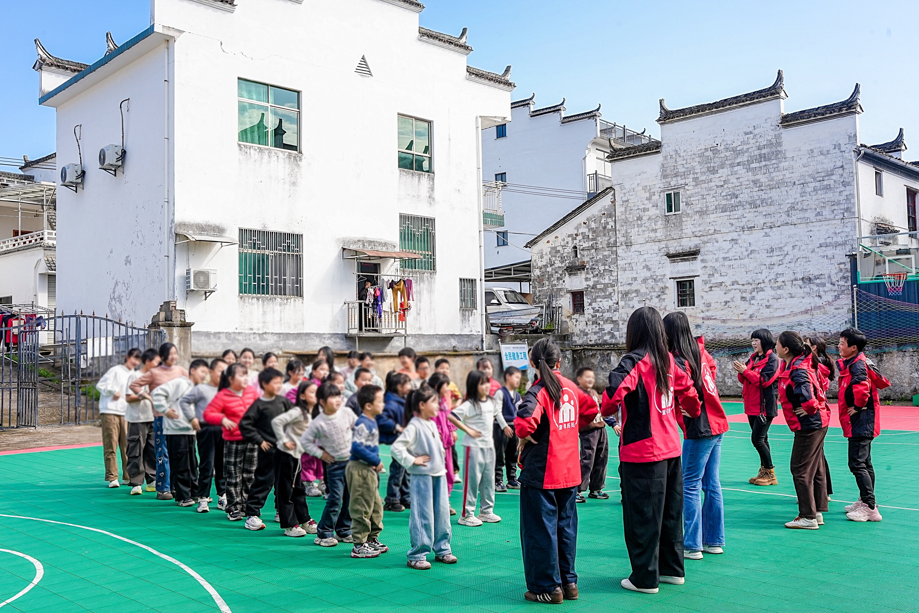 從城市到田野，NatureMade天維美攜“多維軟糖”關(guān)注兒童營養(yǎng)均衡