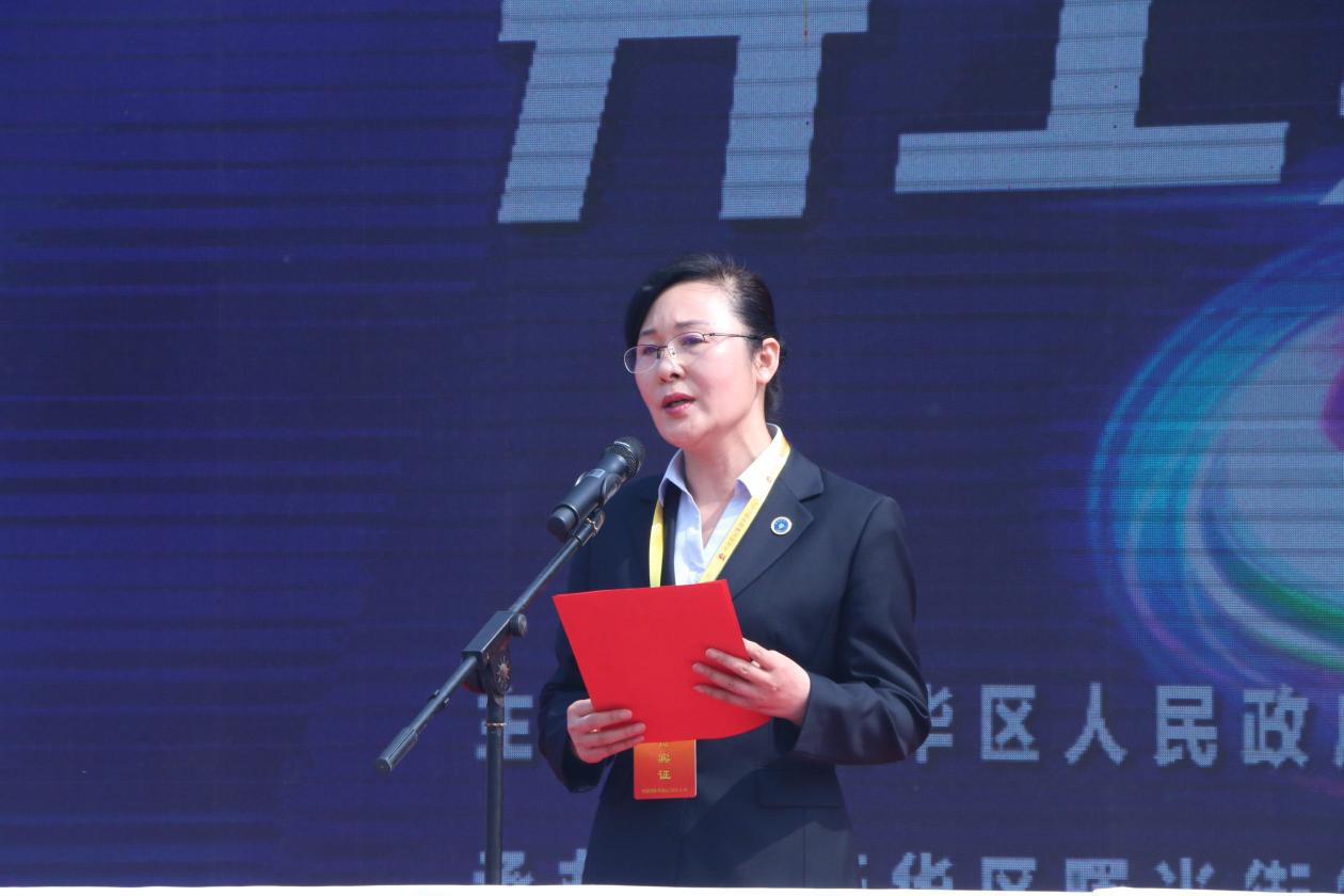 河南省重點項目中北宏遠集團平頂山市通信基礎(chǔ)設(shè)施建設(shè)項目奠基啟動