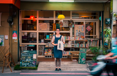 收錢吧：獨(dú)立書店如何經(jīng)營(yíng)？工具用得好 一人也能行