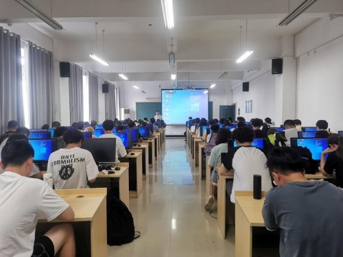 萬(wàn)應(yīng)工場(chǎng)低碼實(shí)訓(xùn)走進(jìn)湖南工程學(xué)院，助力軟件應(yīng)用型人才培養(yǎng) 