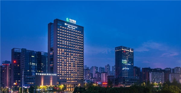 華宇優(yōu)家：科技賦能 小社區(qū)有了大智慧