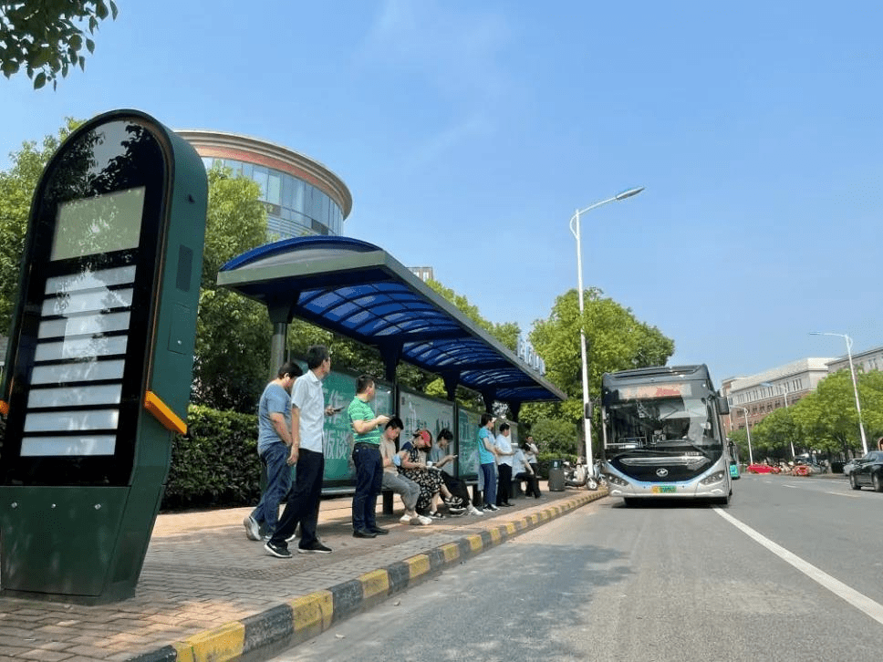 蘇州金龍攜手園區(qū)公交吹響節(jié)能降碳“集結(jié)號”