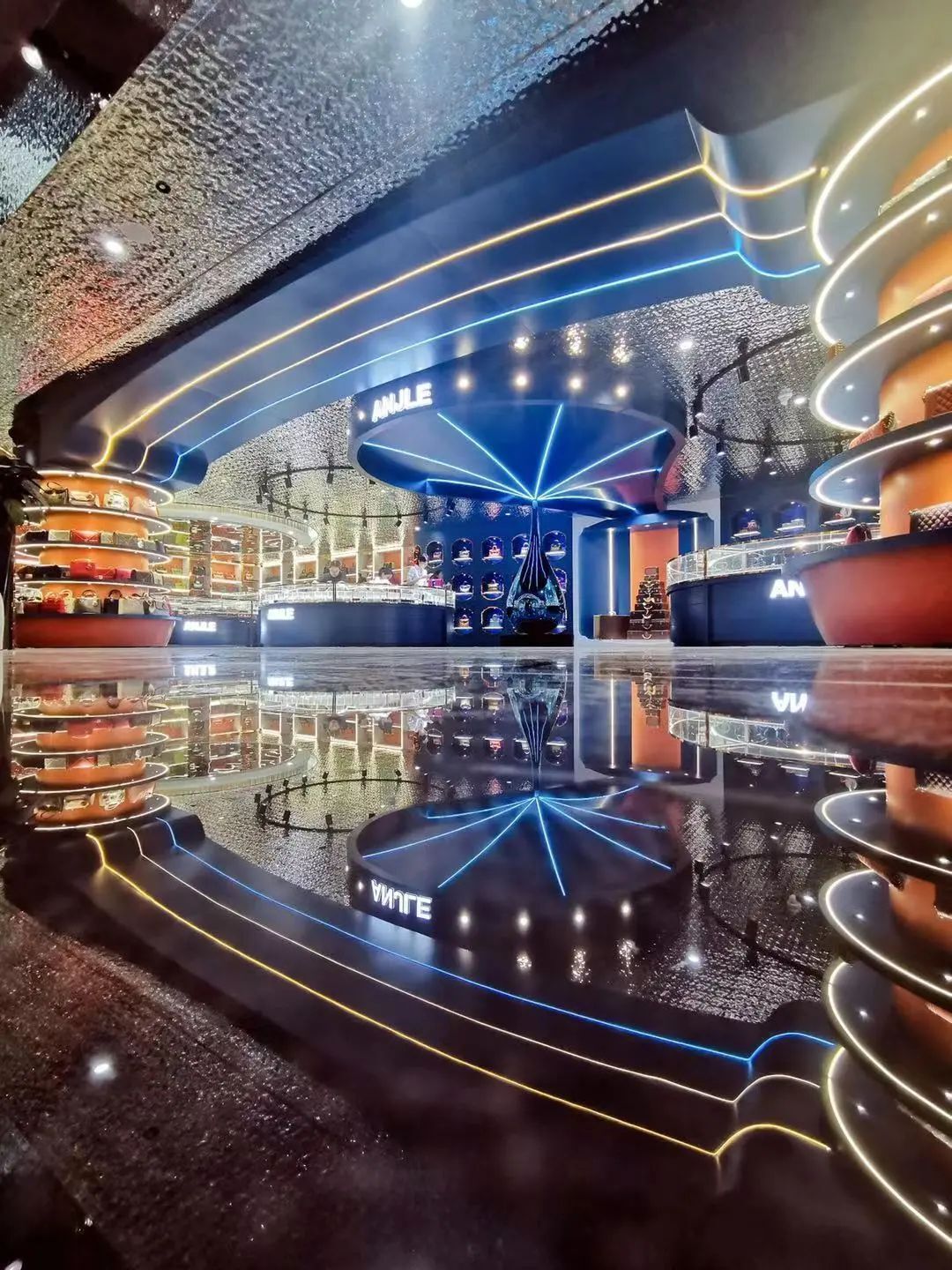 圖片包含 游戲機(jī), 食物描述已自動生成