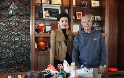 楊瀾對話李寧：無論身份如何轉(zhuǎn)換，我都是最真實的自己