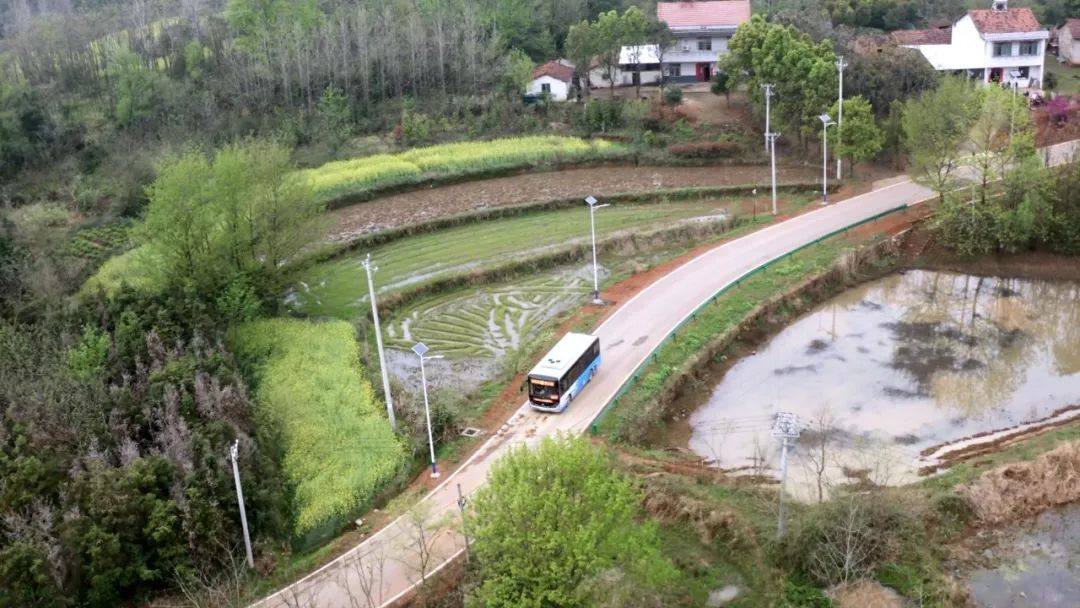  古戰(zhàn)場(chǎng)散發(fā)新活力，赤壁全域公交通民心！