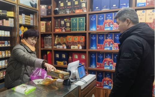 鄉(xiāng)鎮(zhèn)小店轉(zhuǎn)型路