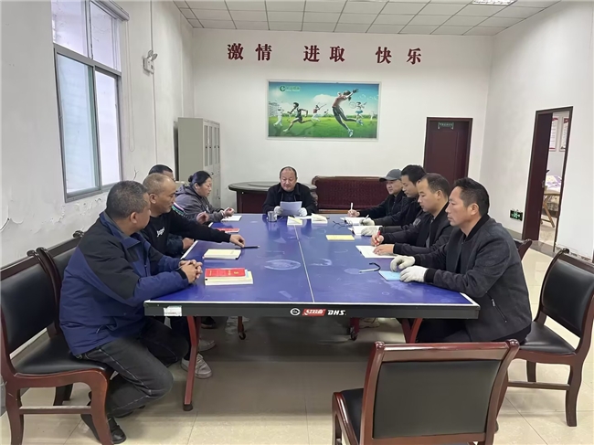 風(fēng)雨兼程，砥礪前行 “趕路人”