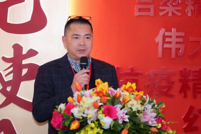 弘揚優(yōu)秀傳統(tǒng)文化 錫青銅失蠟法鑄造技術(shù)非遺傳承人黃晨宇東方十二瑞獸雕塑展開幕