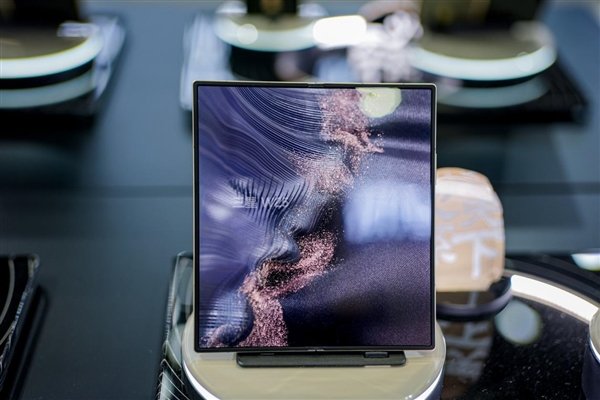 盤點(diǎn)進(jìn)博會(huì):三星AI手機(jī)引領(lǐng)創(chuàng)新 賦能美好生活 盤點(diǎn)進(jìn)博會(huì):三星AI手機(jī)引領(lǐng)創(chuàng)新 賦能美好生活