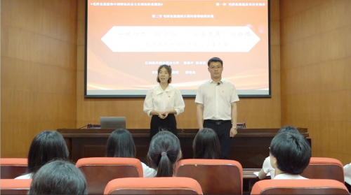 “實(shí)事求是”闖新路  “雙師同堂”育新人