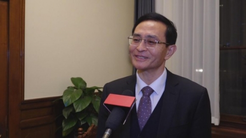 全國(guó)首例標(biāo)準(zhǔn)化腦機(jī)接口可感知閉環(huán)腦起搏器手術(shù)在京成功實(shí)施