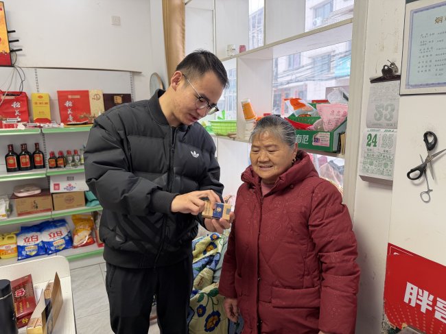 湖北蘄春：精準(zhǔn)“把脈”送服務(wù) 鐵腕“治假”守初心